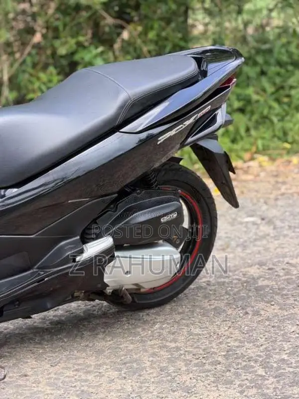 Honda Pcx 2020 Motorbike (Used)