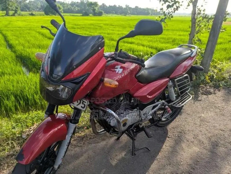 Bajaj Pulsar 2005 Motorbike (Used)