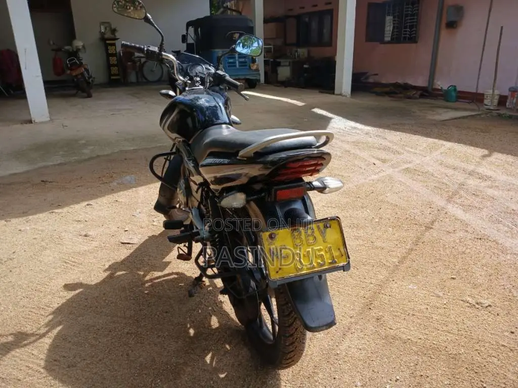 Bajaj Discover 2014 Motorbike (Used)
