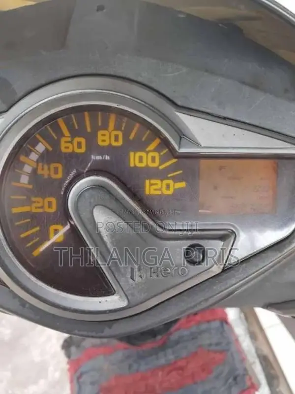 Hero Dash 2017 Motorbike (Used)