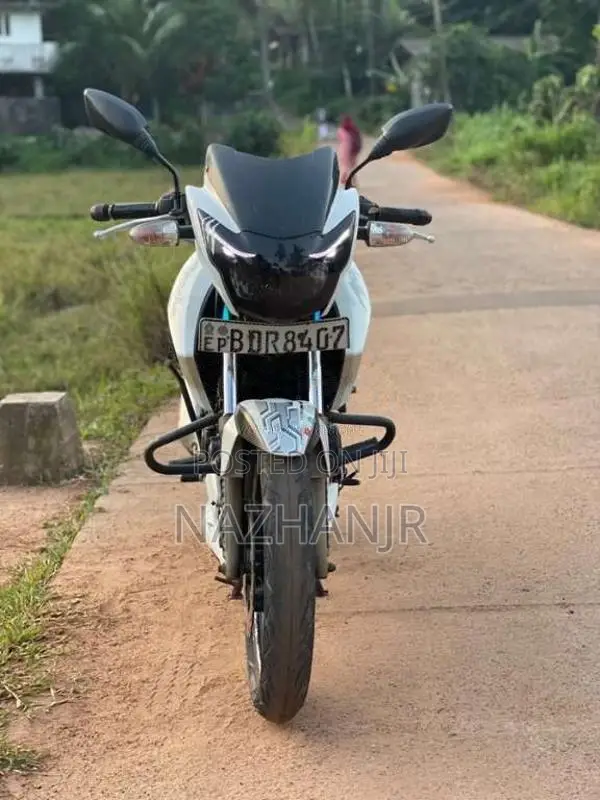 TVS Apache 180 2015 Motorbike (Used)