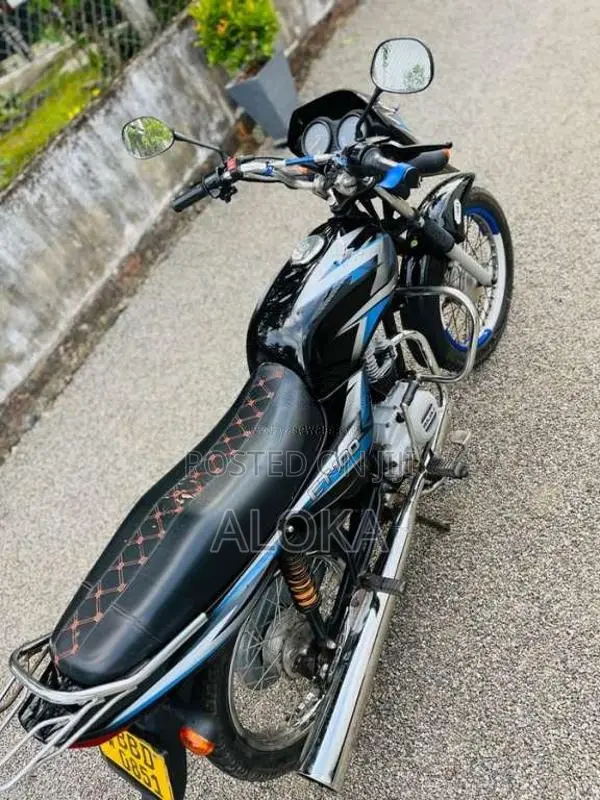 Bajaj CT-100 2014 Motorbike (Used)