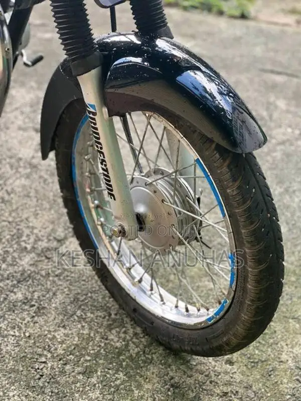 Bajaj CT-100 2011 Motorbike (Used)