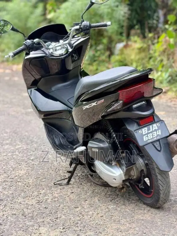 Honda Pcx 2020 Motorbike (Used)