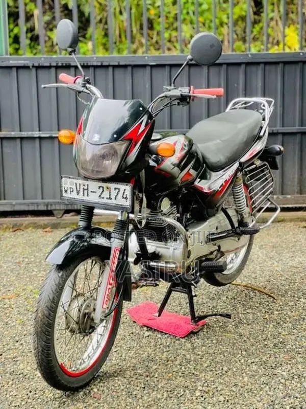 Bajaj CT-100 2010 Motorbike (Used)
