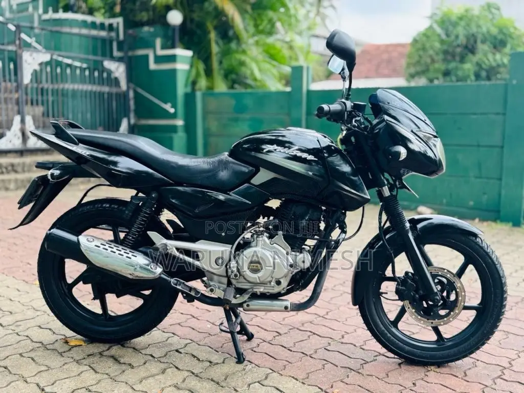 Bajaj Pulsar 2016 Motorbike (Used)