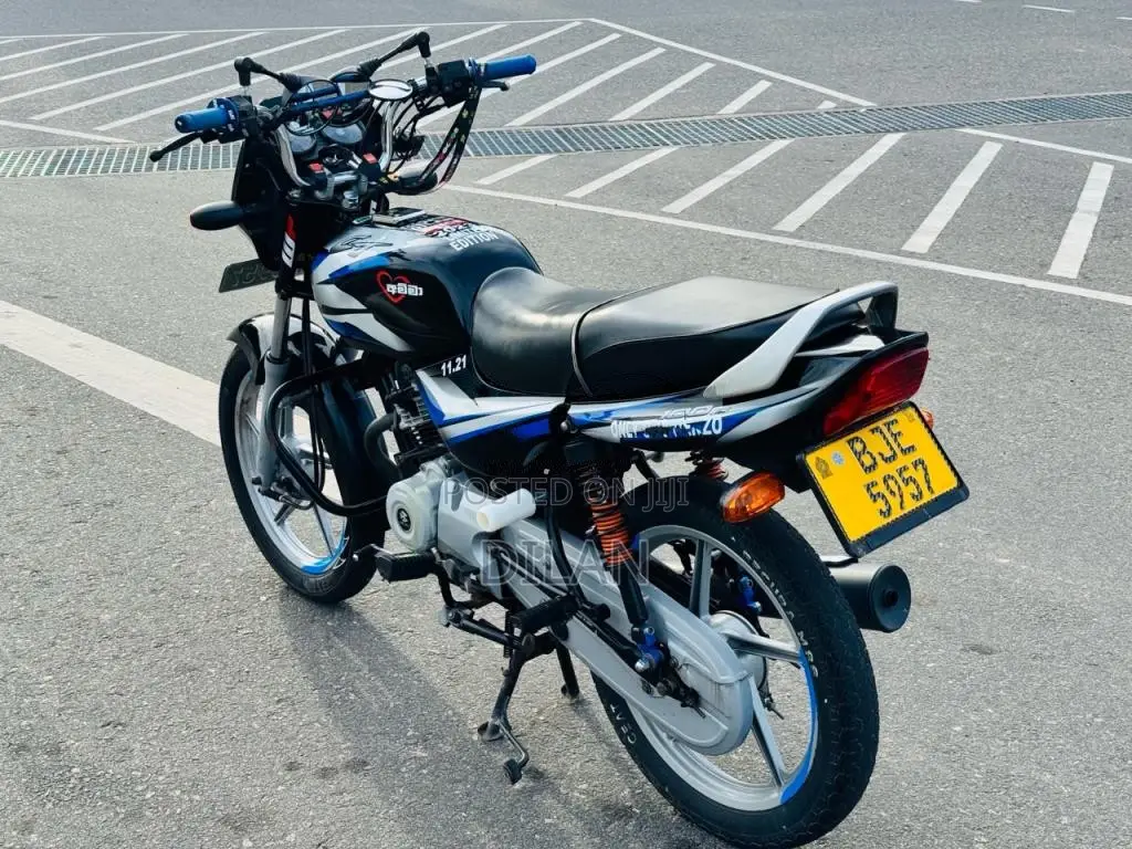 Bajaj CT-100 2023 Motorbike (Used)