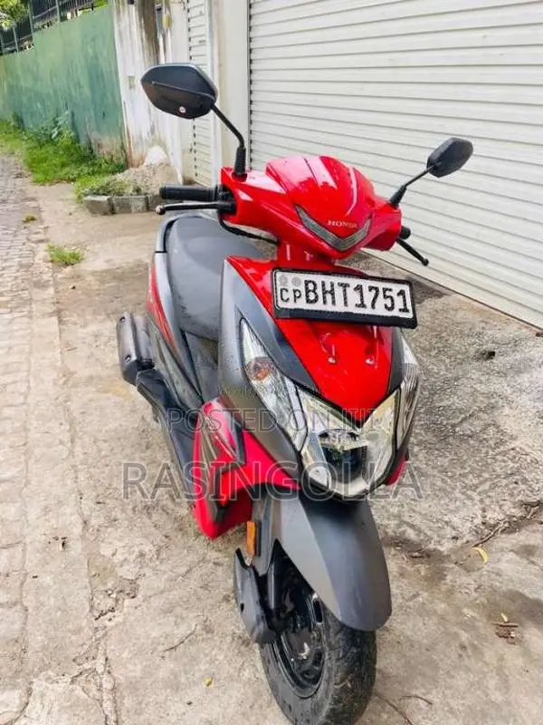 Honda Dio 2019 Motorbike (Used)