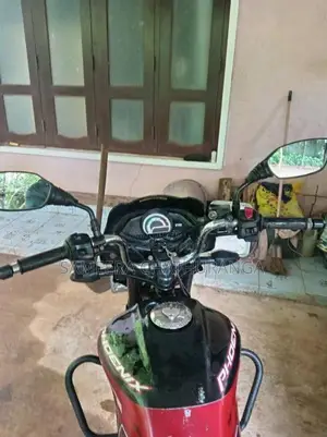 TVS Phoenix 2015 Motorbike (Used)