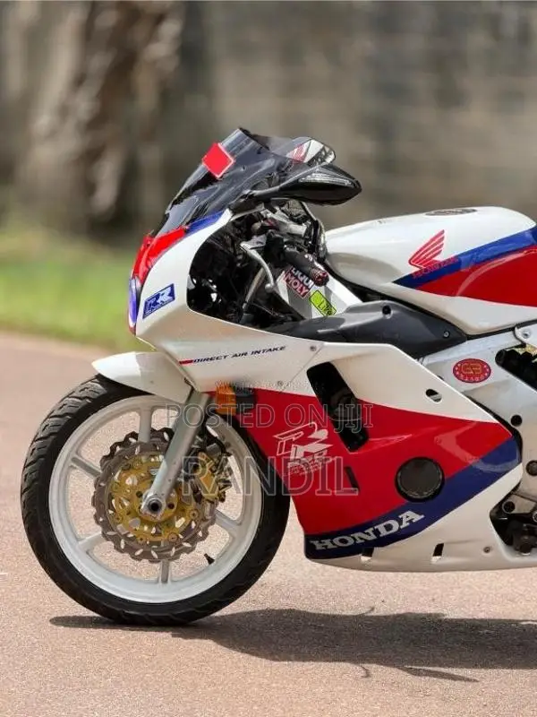 Honda CBR250rr Gullarm Fireblade 2005 Motorbike (Used)