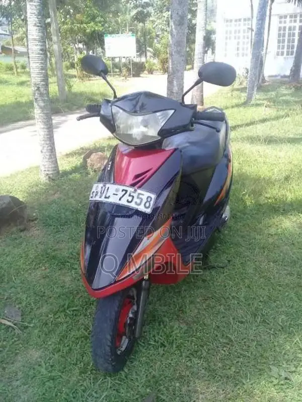 TVS Scooty Streak 2010 Motorbike (Used)