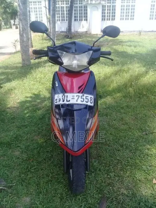 TVS Scooty Streak 2010 Motorbike (Used)