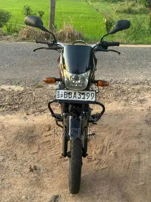 Bajaj Platina 2015 Motorbike (Used)