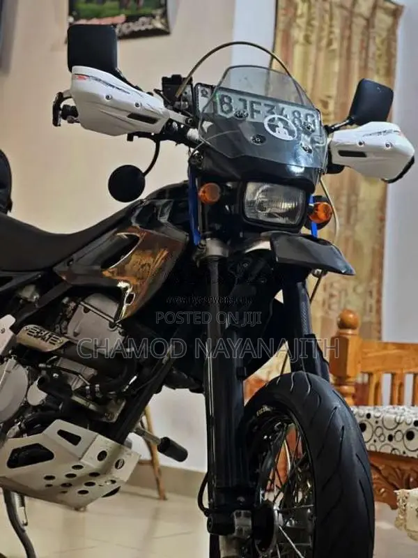 Suzuki Tracker 2012 Motorbike (Used)