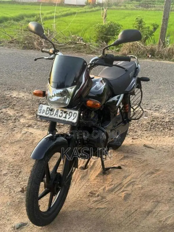 Bajaj Platina 2015 Motorbike (Used)