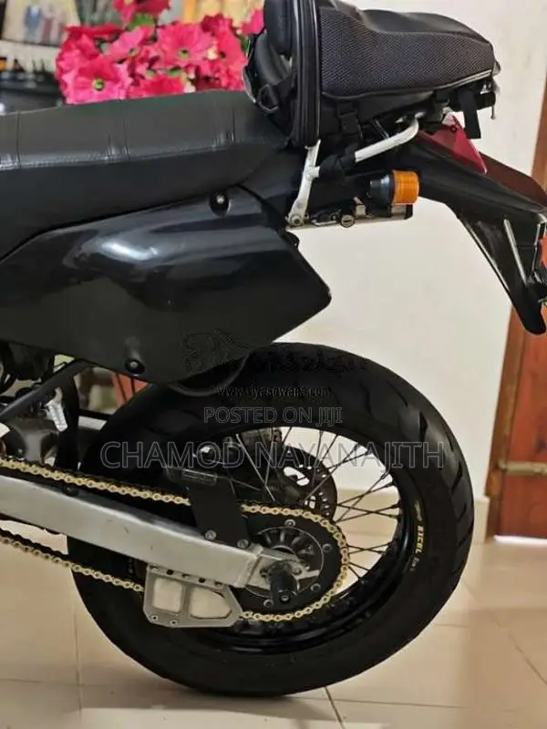 Suzuki Tracker 2012 Motorbike (Used)