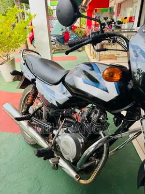 Bajaj CT-100 2010 Motorbike (Used)