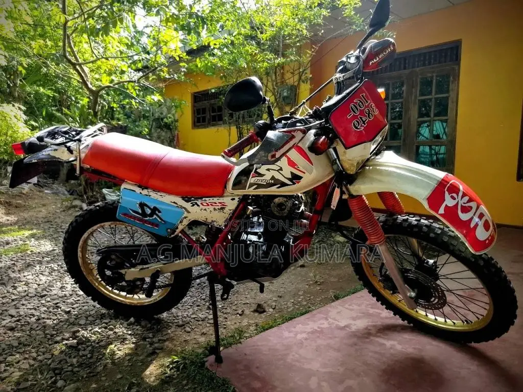 Honda Xlr 125 2006 Motorbike (Used)