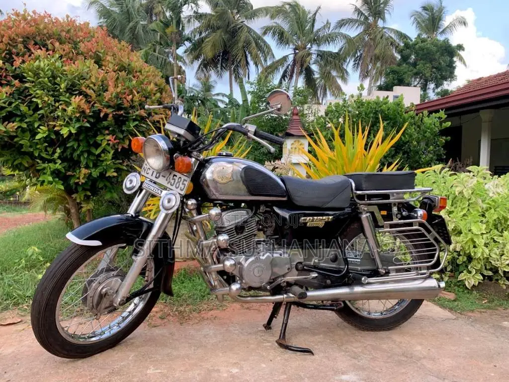 Honda CD125 2007 Motorbike Brand New