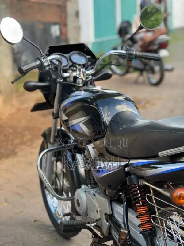 Bajaj CT-100 2012 Motorbike (Used)