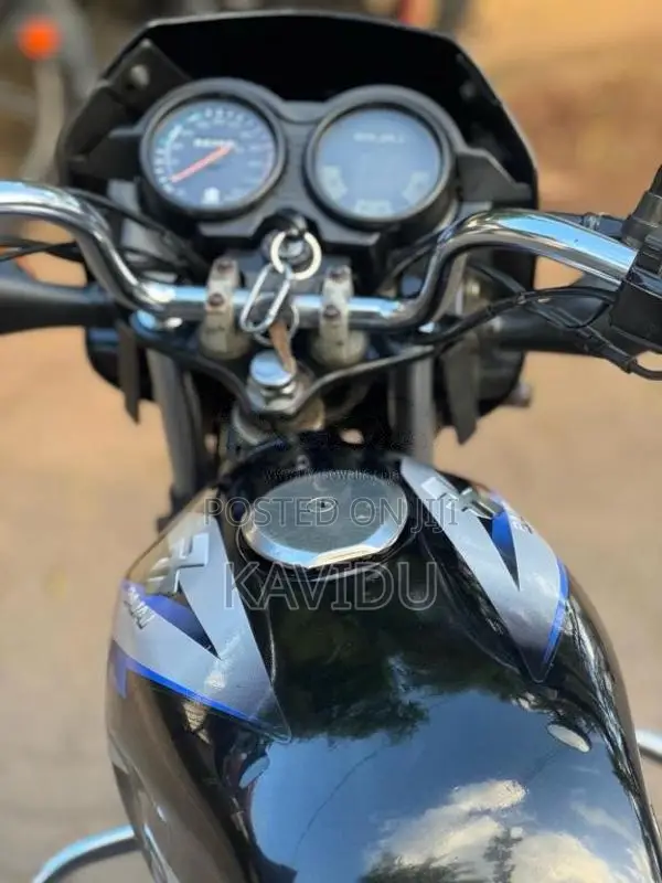 Bajaj CT-100 2012 Motorbike (Used)