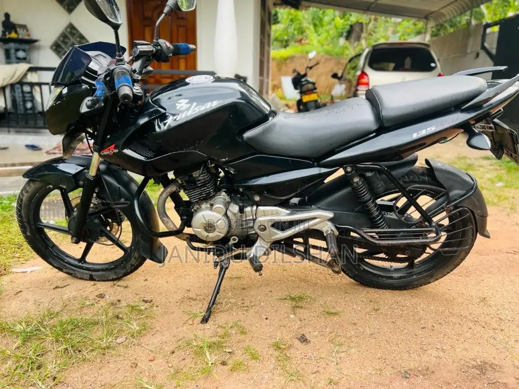 Bajaj Pulsar 135 2011 Motorbike (Used)