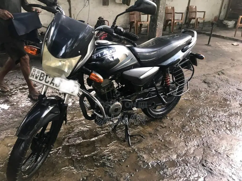 Bajaj Platina 2015 Motorbike (Used)