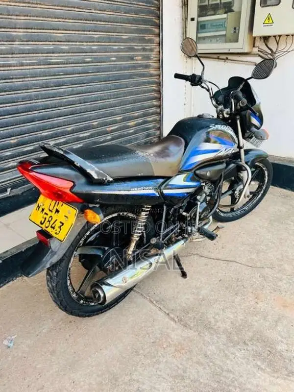Hero-Honda Glamour 2009 Motorbike (Used)