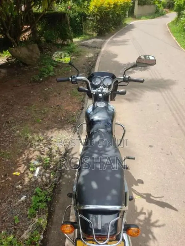 Bajaj CT-100 2011 Motorbike (Used)