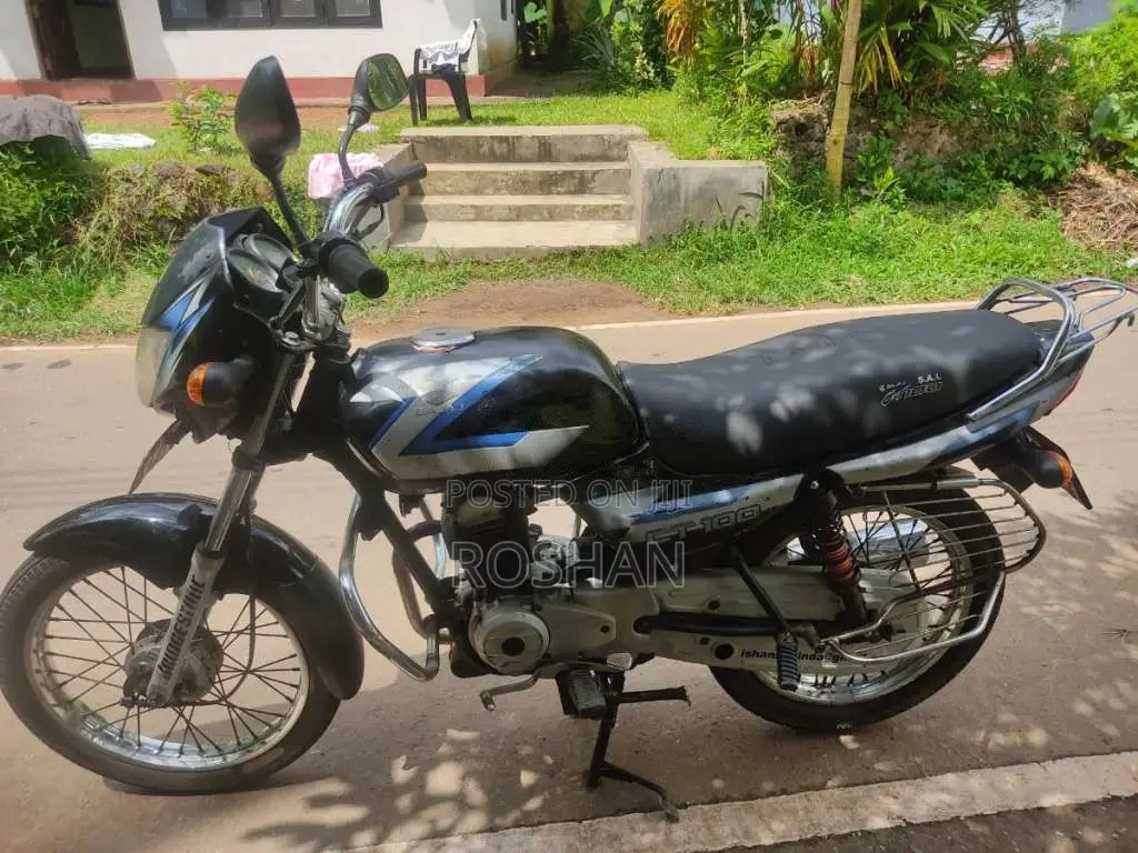 Bajaj CT-100 2011 Motorbike (Used)