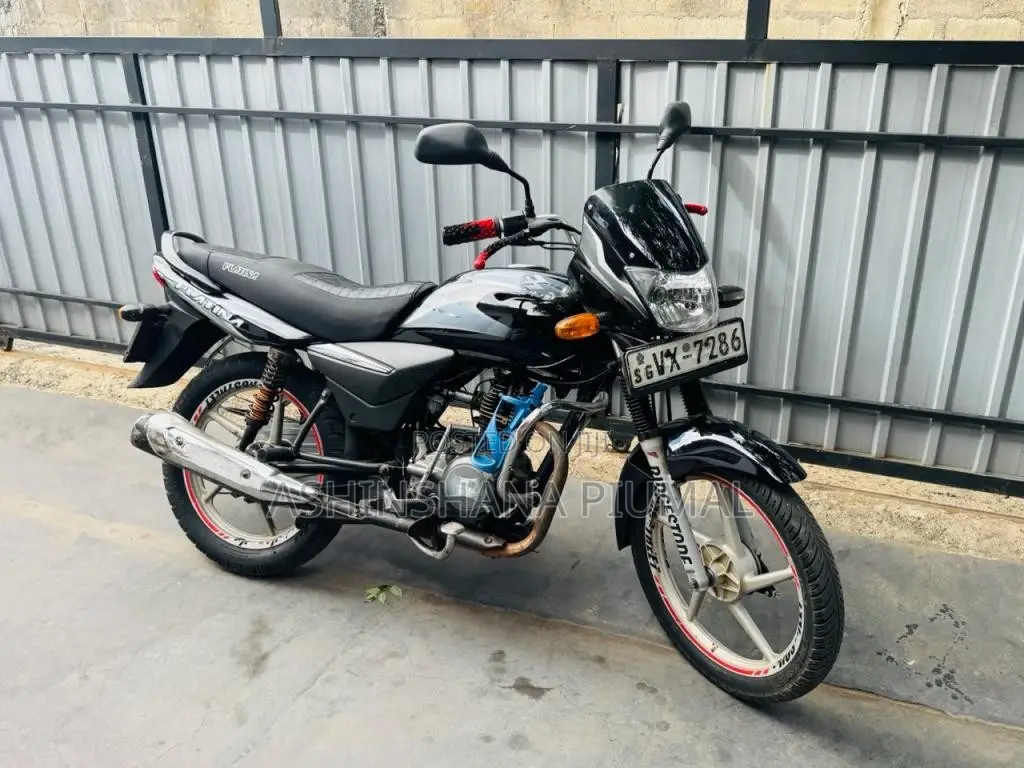 Bajaj Platina 2010 Motorbike (Used)