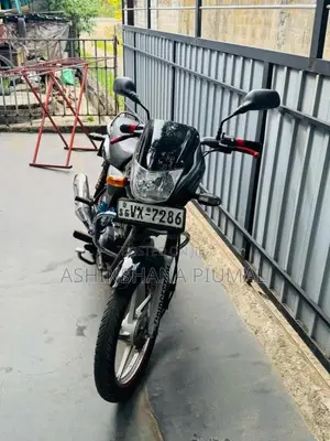 Bajaj Platina 2010 Motorbike (Used)