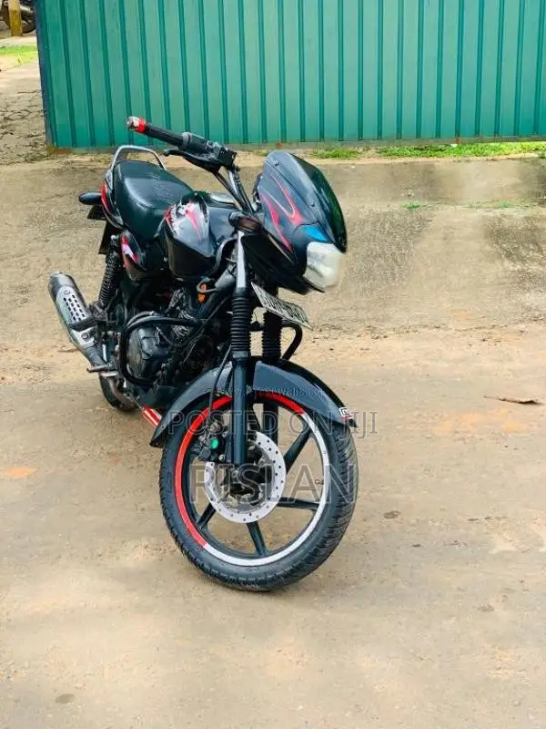 Bajaj DISCOVER 135 2007 Motorbike (Used)