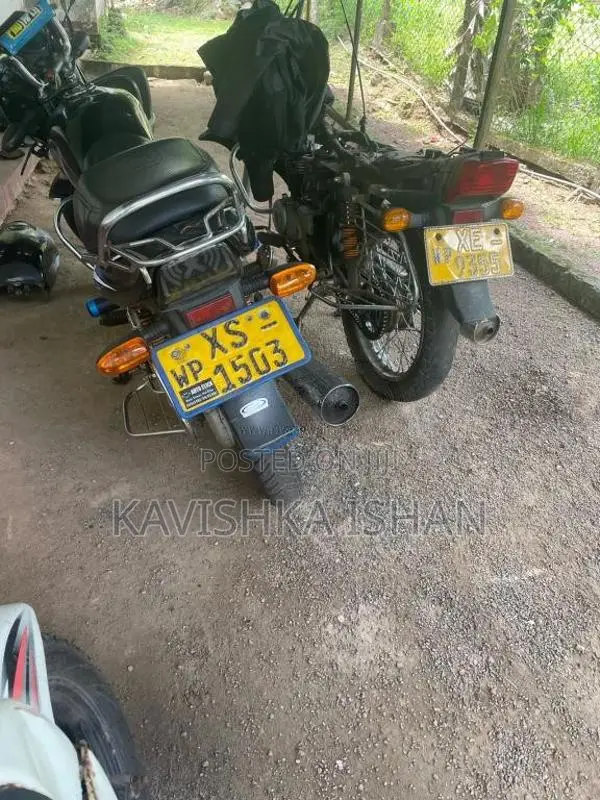 Bajaj CT-100 2014 Motorbike (Used)