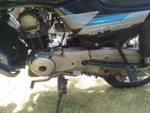Bajaj CT-100 2014 Motorbike (Used)