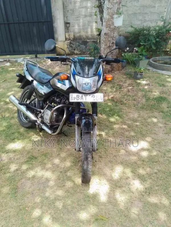 Bajaj CT-100 2014 Motorbike (Used)