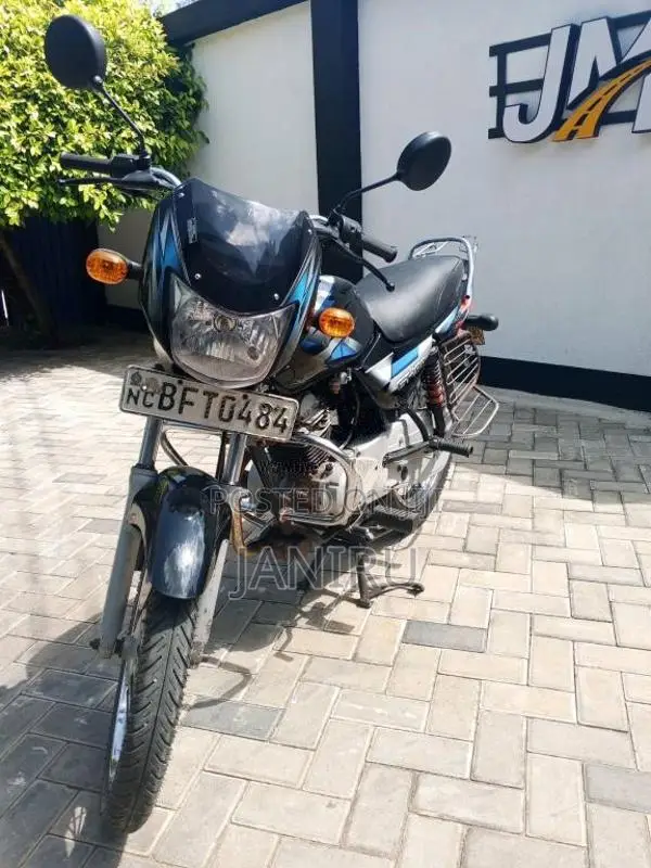 Bajaj CT-100 2015 Motorbike (Used)