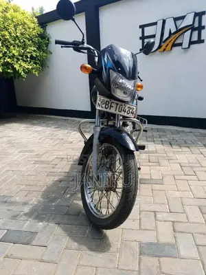 Bajaj CT-100 2015 Motorbike (Used)