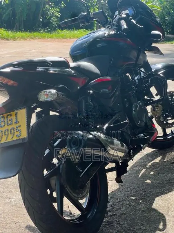 Bajaj Pulsar 2017 Motorbike (Used)