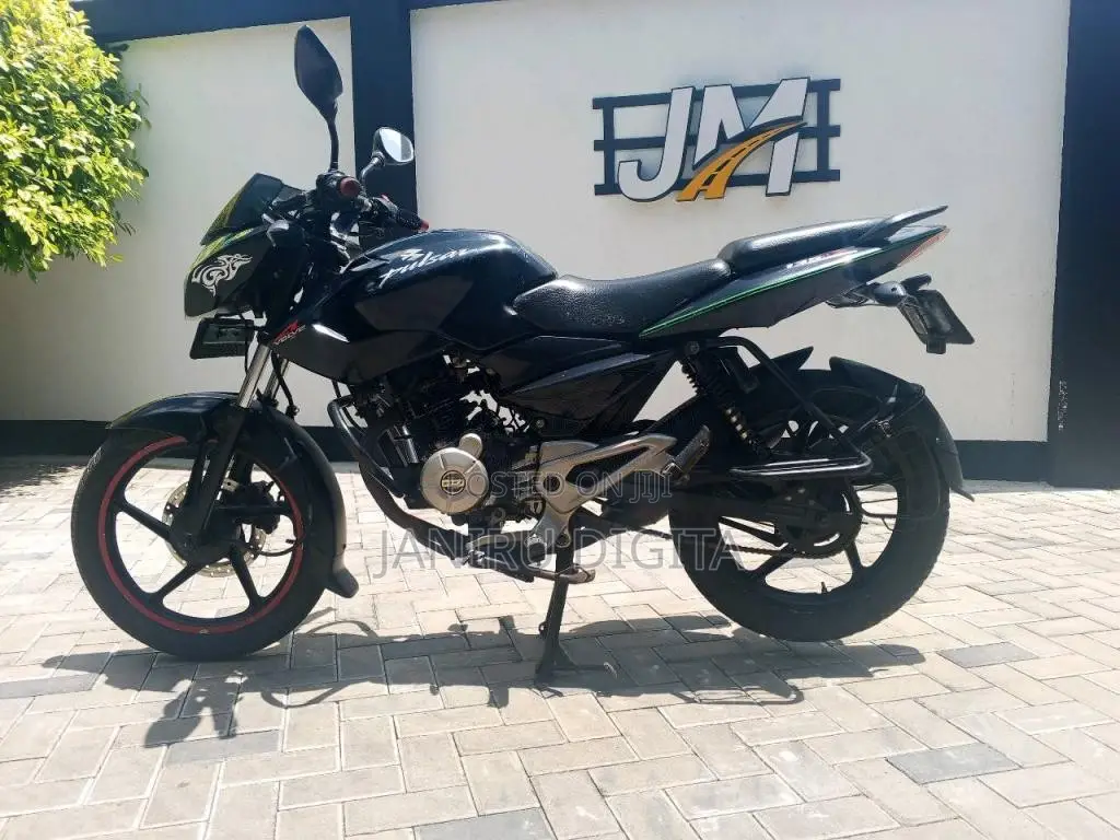 Bajaj Pulsar 135 2017 Motorbike (Used)