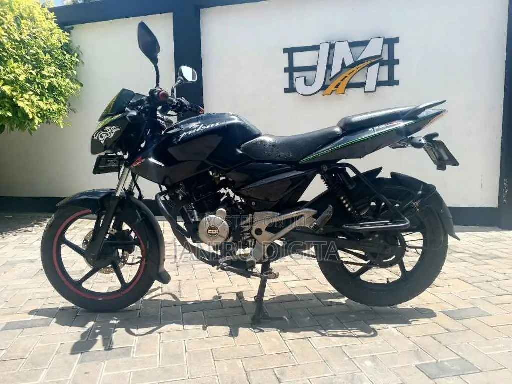 Bajaj Pulsar 135 2017 Motorbike (Used)