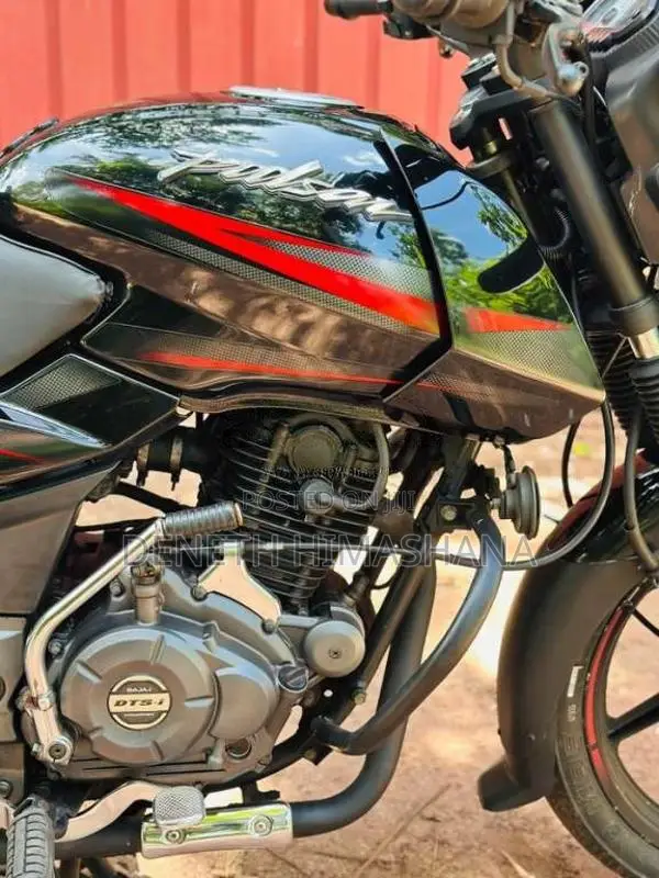 Bajaj Pulsar 2017 Motorbike (Used)