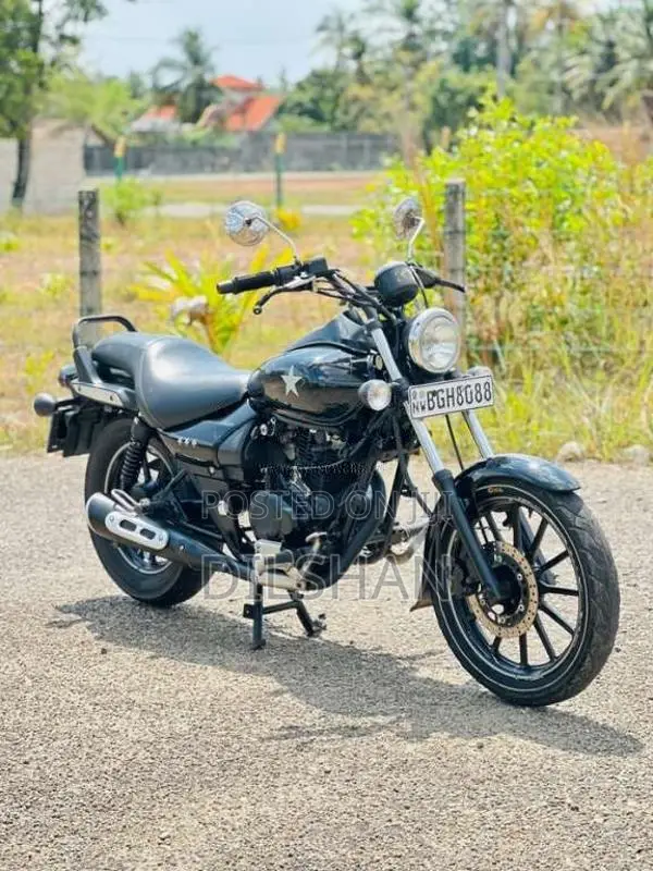 Bajaj Avenger 2017 Motorbike (Used)