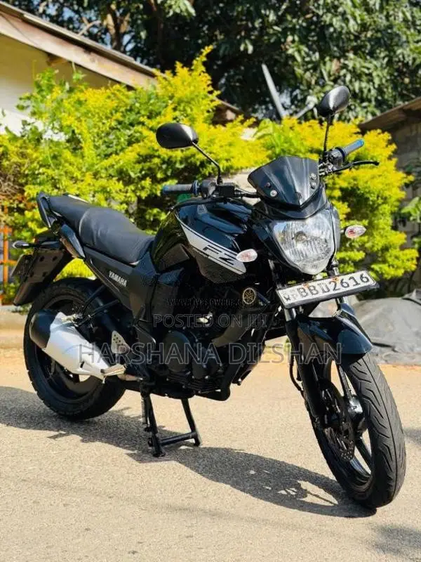 Yamaha FZ Version 2014 Motorbike (Used)