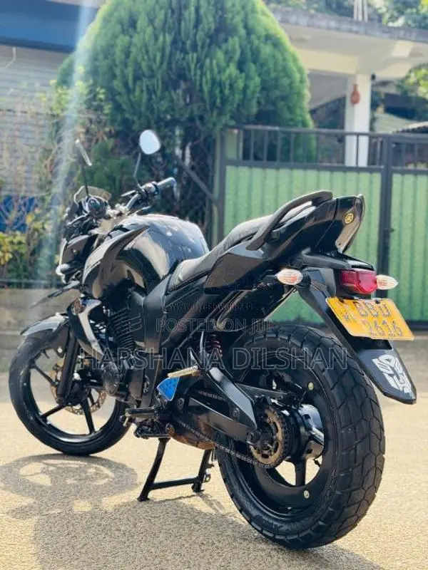 Yamaha FZ Version 2014 Motorbike (Used)