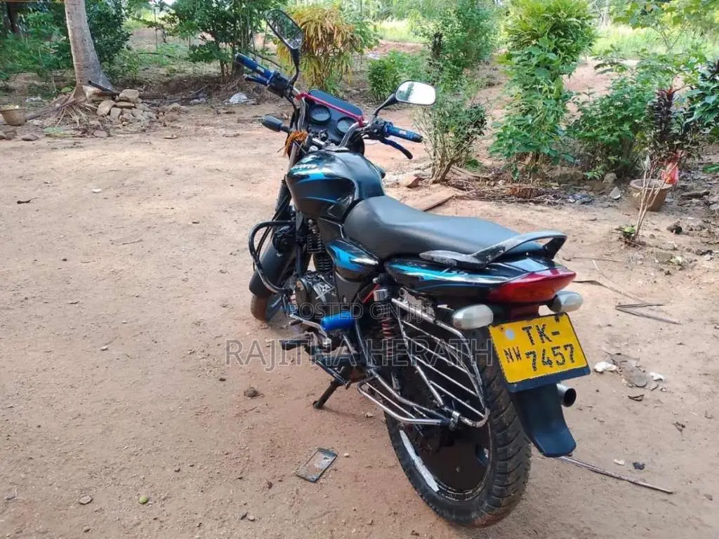 Bajaj Discover 2007 Motorbike (Used)