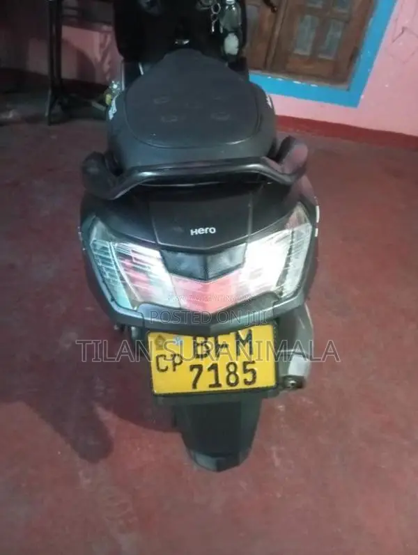 Hero Maestro 2017 Motorbike (Used)