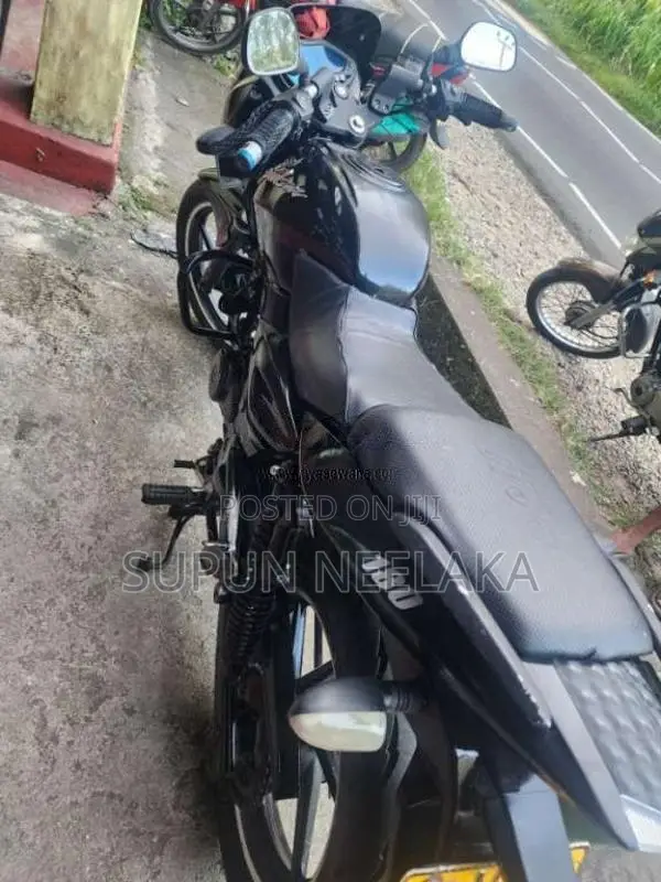 Bajaj Pulsar 2009 Motorbike (Used)