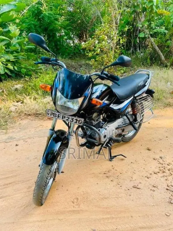 Bajaj CT-100 2017 Motorbike (Used)