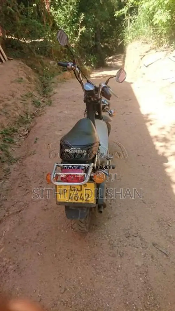 Honda Chaly 2000 Motorbike (Used)